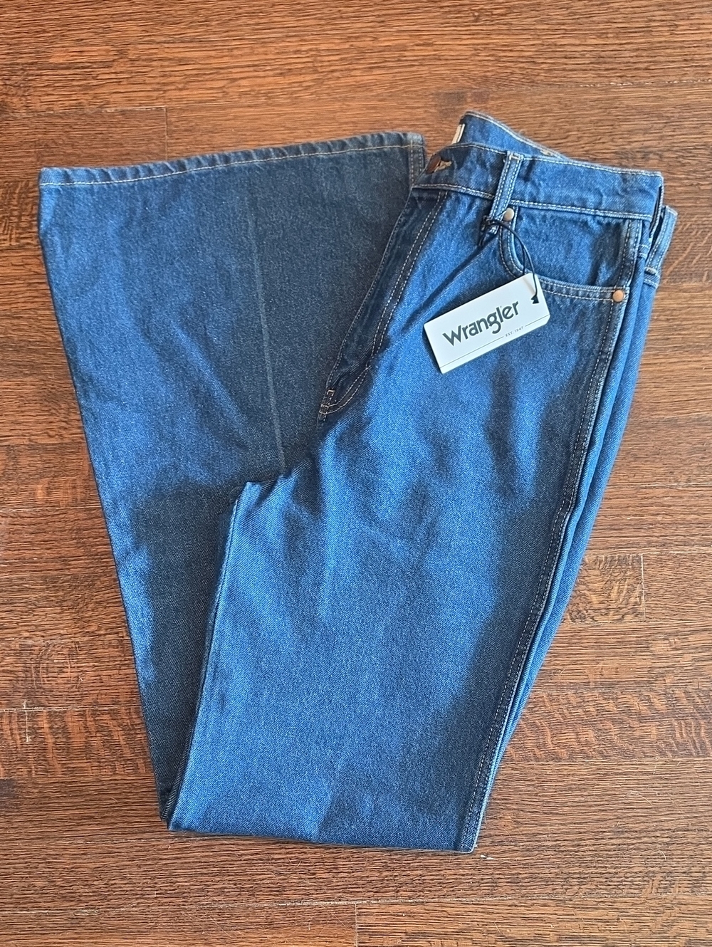NWT Wrangler Wanderer 622 High Rise Flare Jeans Women's 31x34 Dark Wash Western